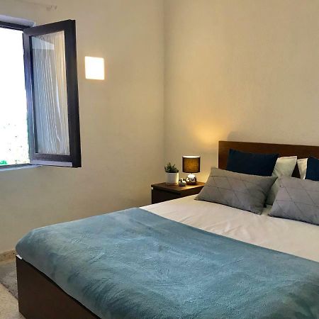 Falesia Beach Villa Ольос де Агуа Екстериор снимка
